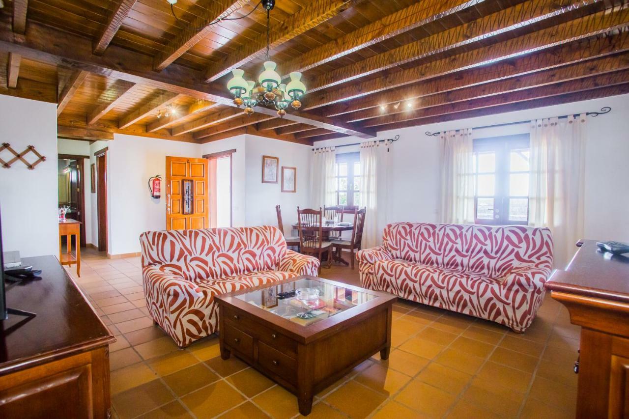 A1 Casas Y Villas Juani Y Juan Lanzarote San Bartolomé المظهر الخارجي الصورة